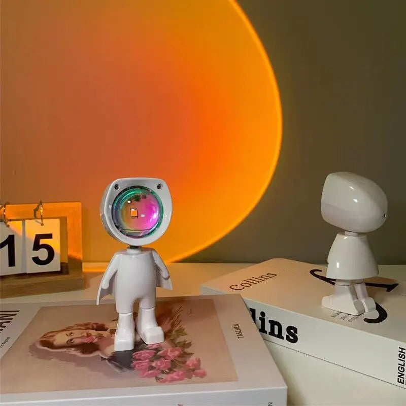 Transform Your Space with the LED Astronaut Night Light - 7 Color Sunset Projection and 360° Rotation